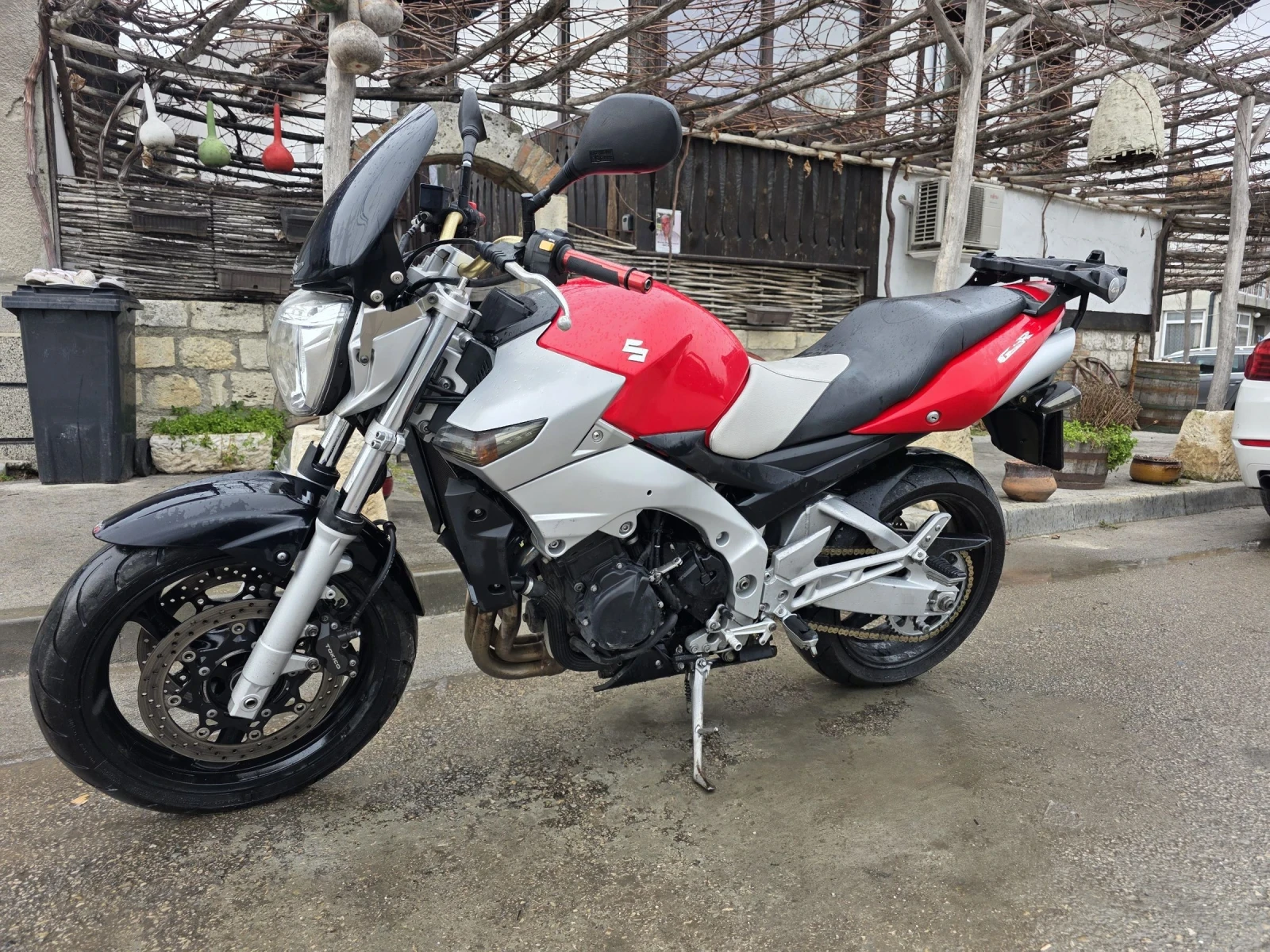 Suzuki Gsr + ПОДАРЪК, снимка 1