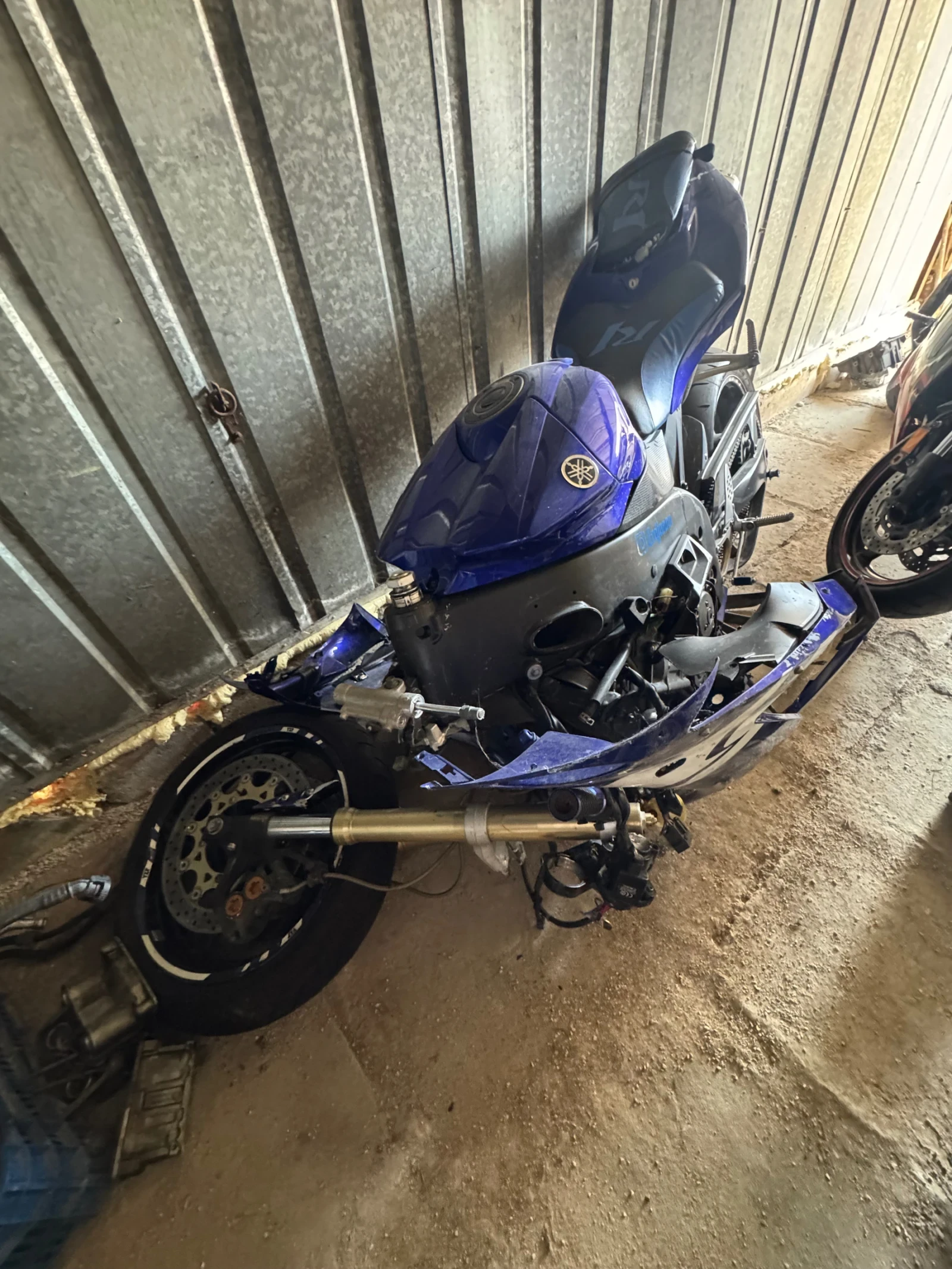 Yamaha YZF-R1