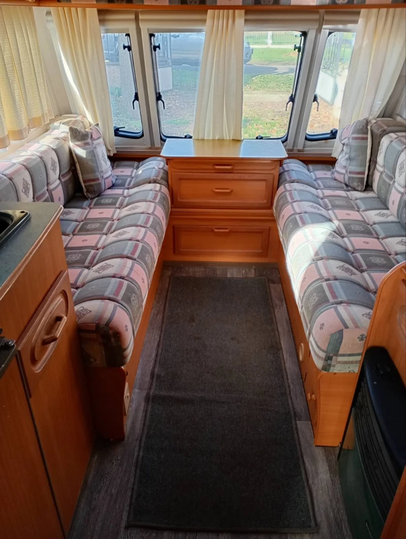 Каравана Avondale Dart 515-4, снимка 7 - Каравани и кемпери - 52539719