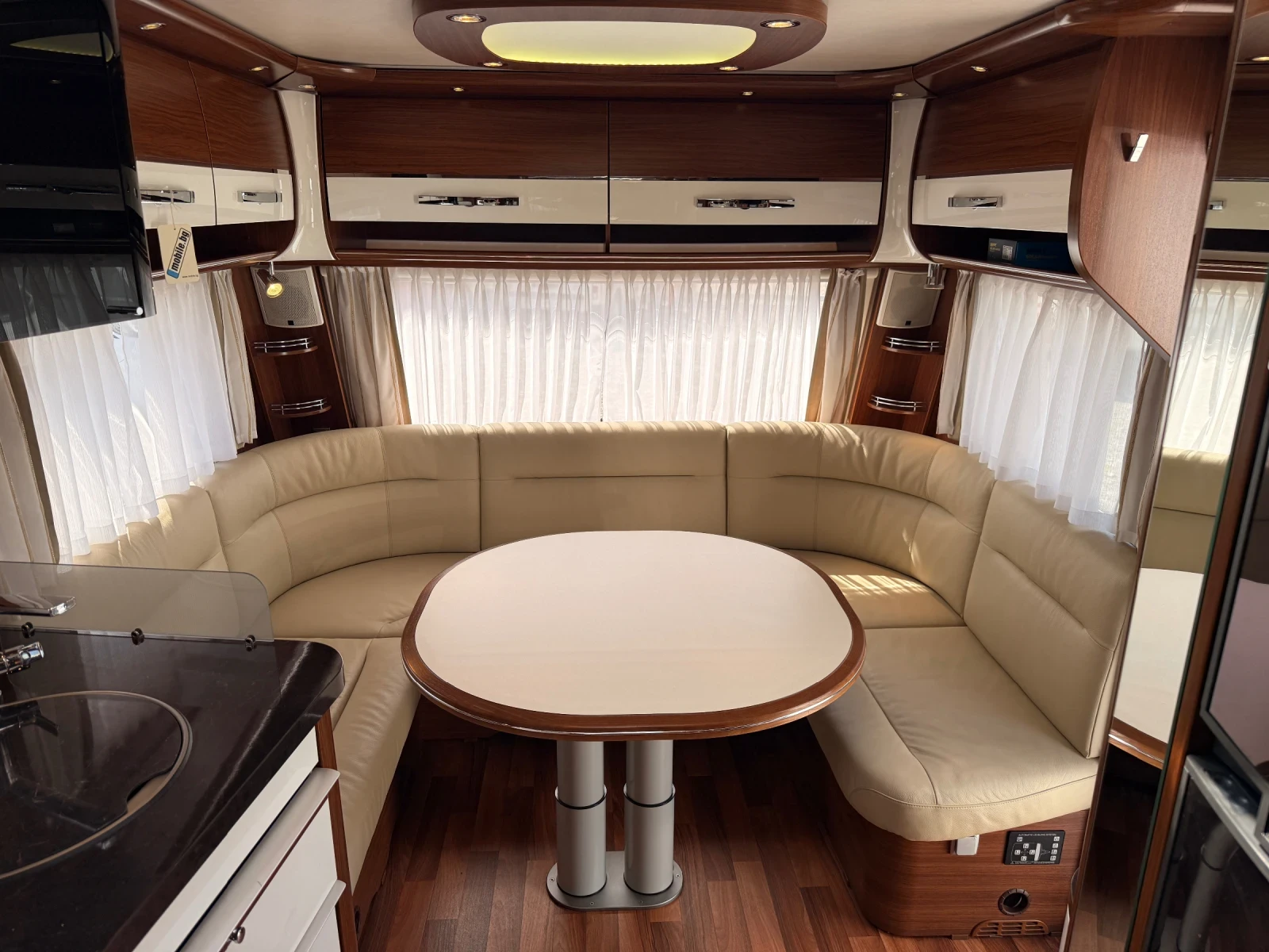 Каравана HYMER / ERIBA Nova S 545, снимка 8 - Каравани и кемпери - 54438219