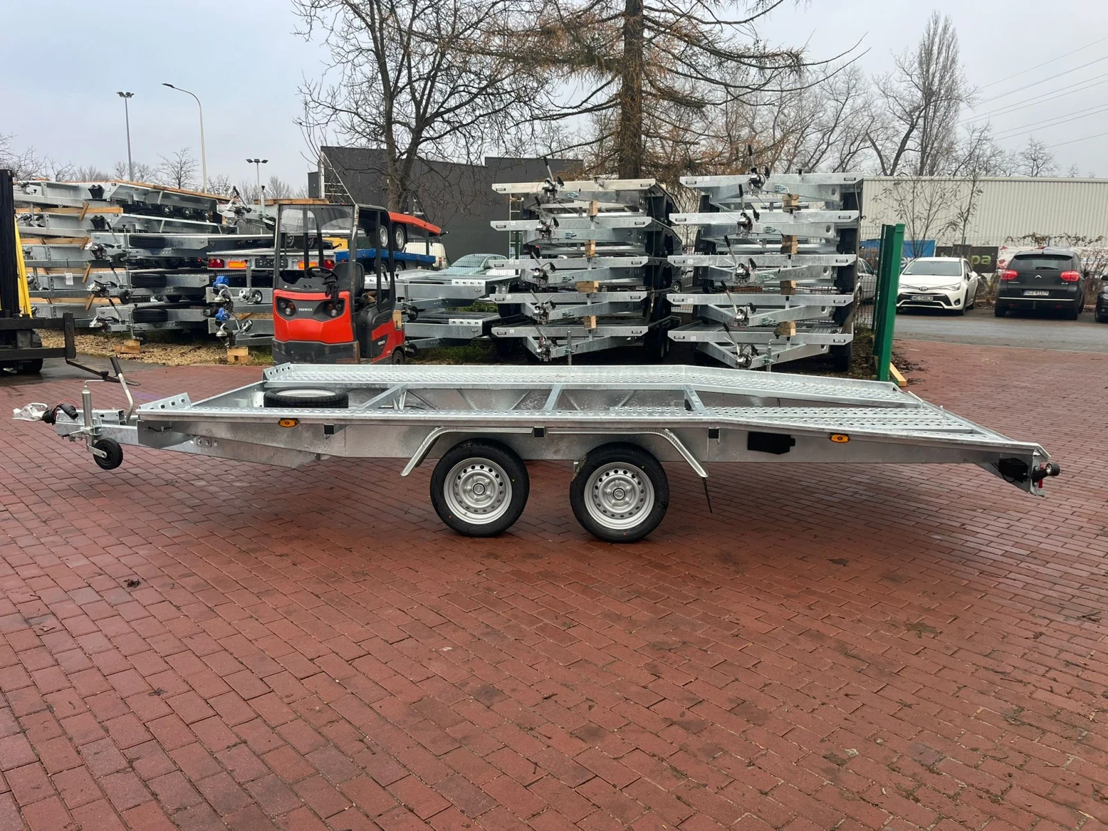   Agados    4.5 2.10 2700 | Mobile.bg   7