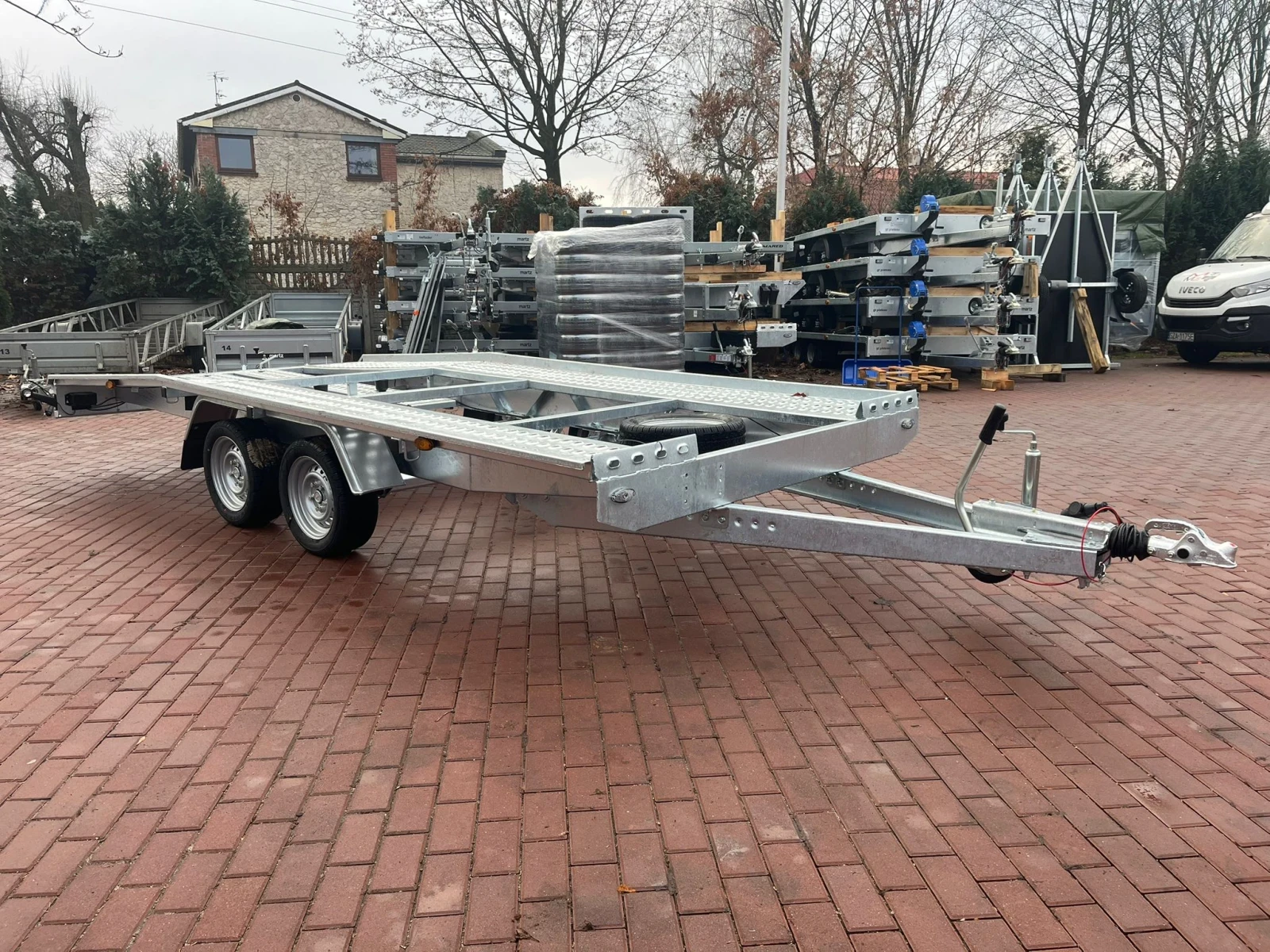   Agados    4.5 2.10 2700 | Mobile.bg   3