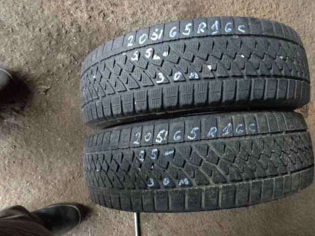 Гуми Зимни 205/65R16, снимка 2 - Гуми и джанти - 20269946