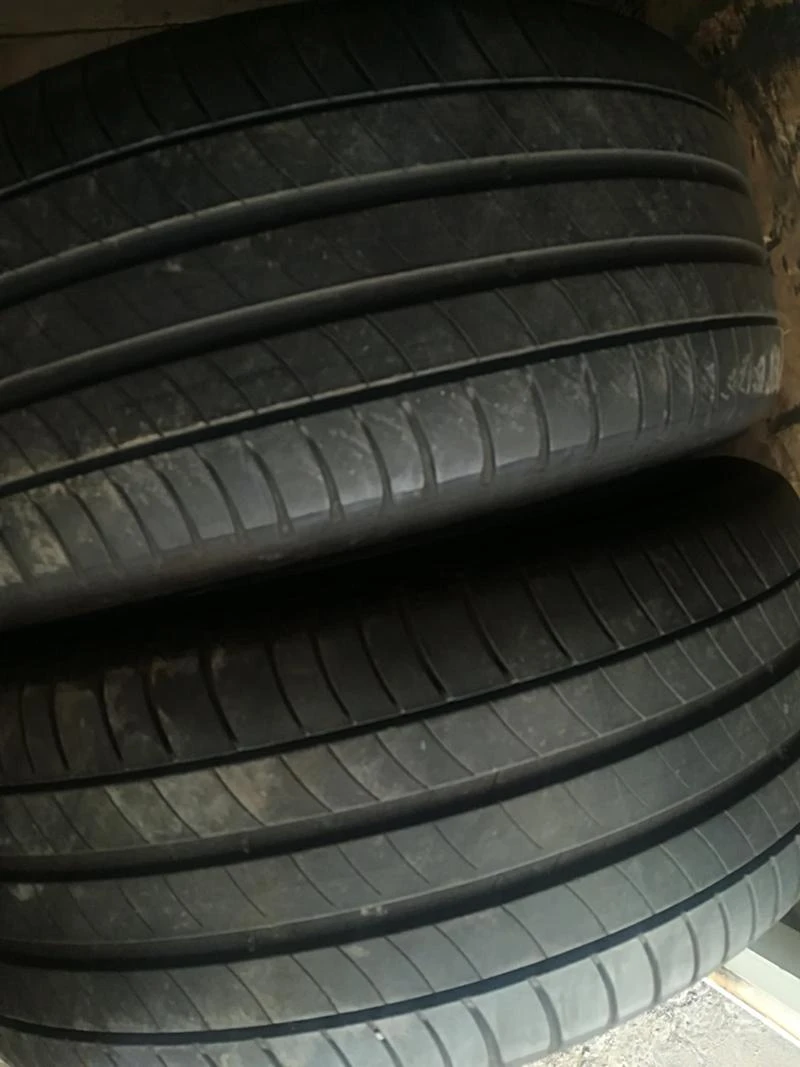 Гуми Летни 225/50R17, снимка 2 - Гуми и джанти - 24613175