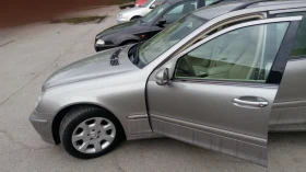Mercedes-Benz C 220, снимка 16