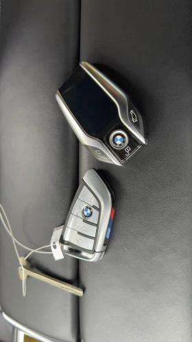 BMW 850 M850i XDrive, снимка 17