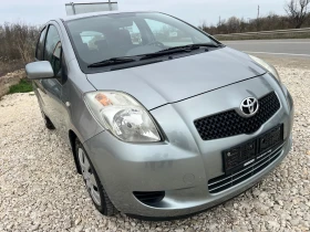 Toyota Yaris 1.3VVTi/87p.s-5 vrati, снимка 2