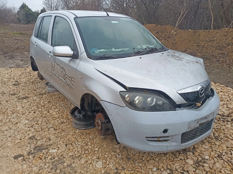 Mazda 2 1,4 TDCI, снимка 1 - Автомобили и джипове - 44016025