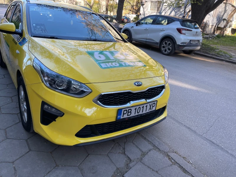 Kia Ceed 1.4i, снимка 10 - Автомобили и джипове - 48508877