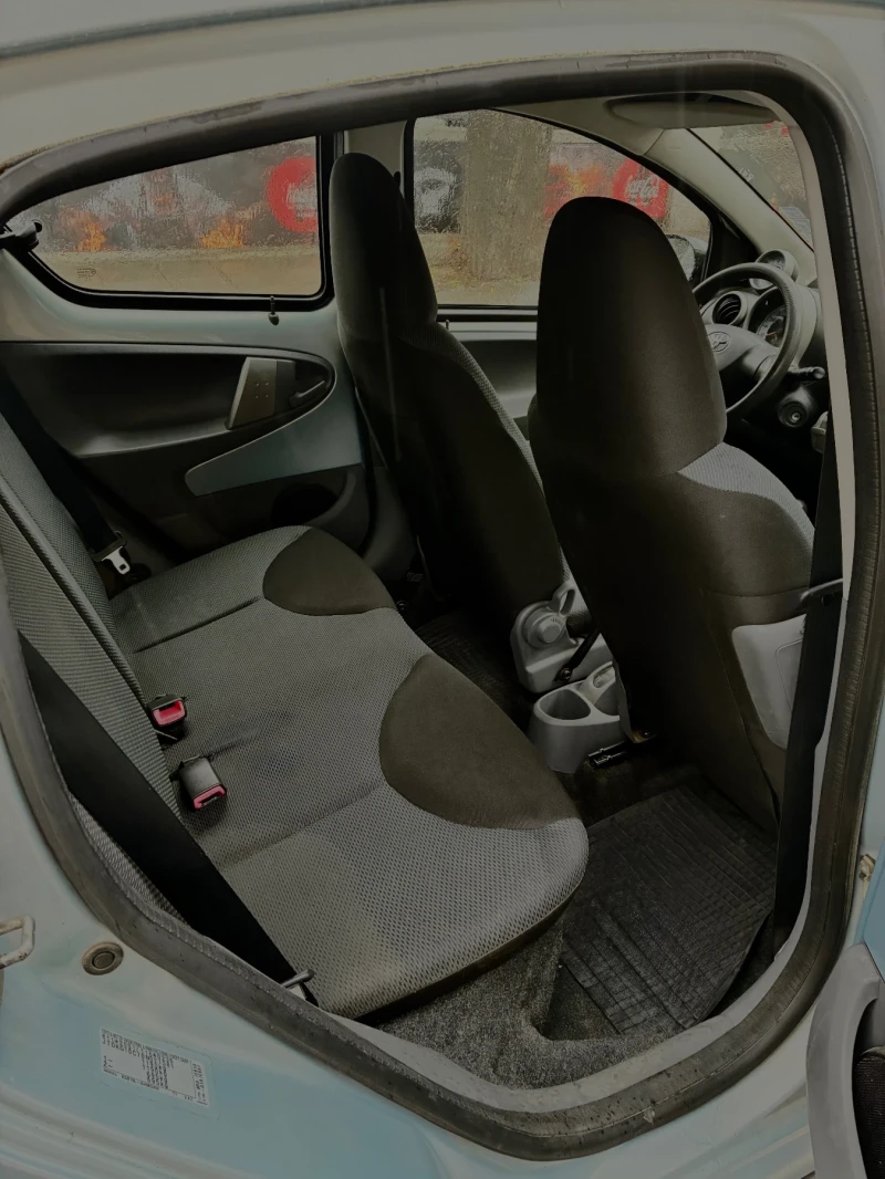 Toyota Aygo, снимка 6 - Автомобили и джипове - 52589226