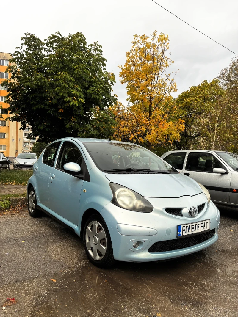 Toyota Aygo, снимка 2 - Автомобили и джипове - 52589226