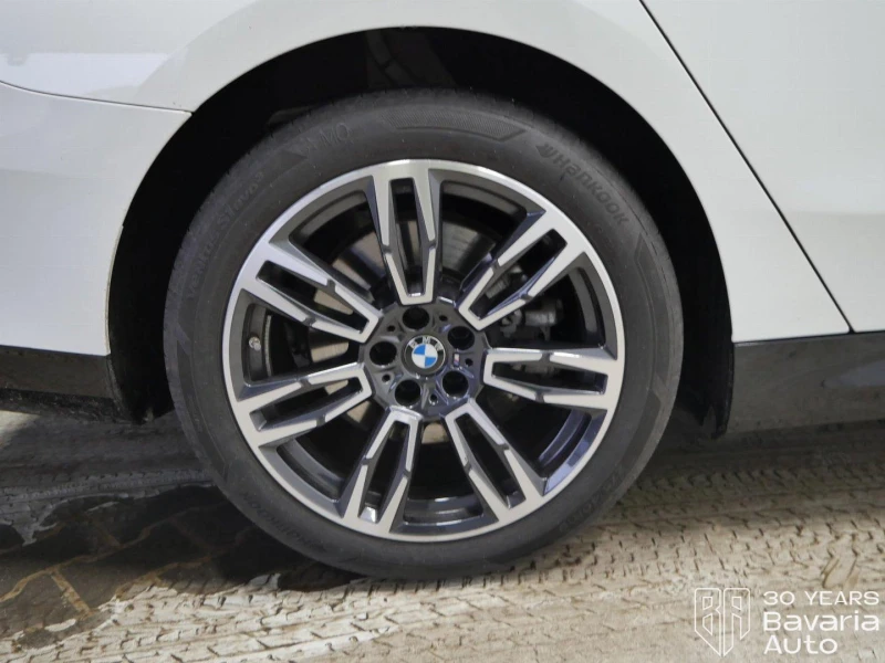 BMW i5 40 eDrive Touring M Sport Paket, снимка 15 - Автомобили и джипове - 52833440