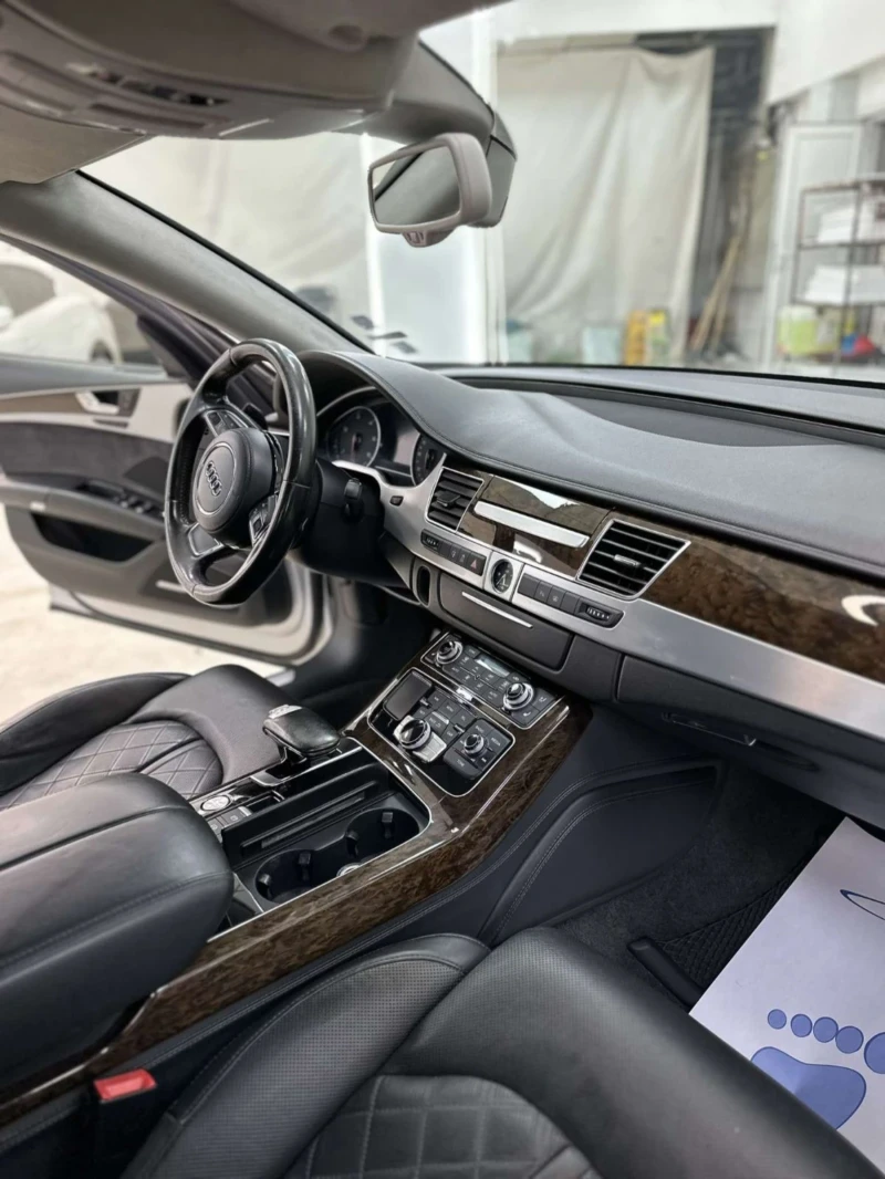 Audi A8, снимка 2 - Автомобили и джипове - 53154927