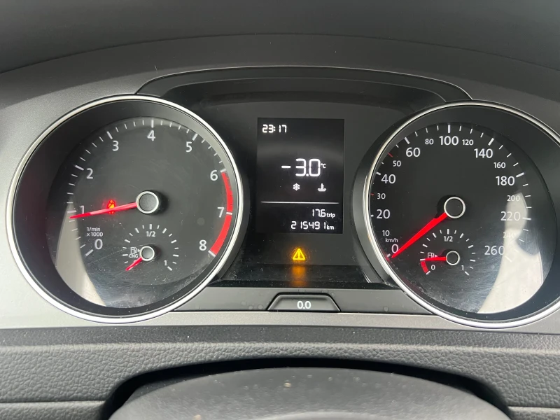 VW Golf 7 1.4TGI BLUEMOTION, снимка 14 - Автомобили и джипове - 53176585