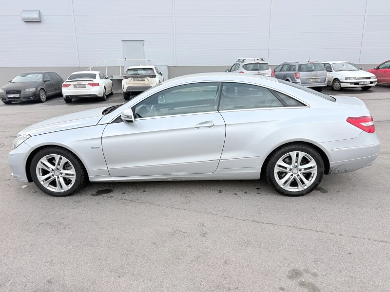 Mercedes-Benz E 220 CDI Coupe, снимка 8 - Автомобили и джипове - 53214688