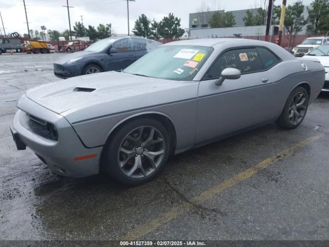 Dodge Challenger SXT* 3.6* V6* * 8ZF* ПОДГРЕВ* КАМЕРА* КЕЙЛЕС, снимка 2 - Автомобили и джипове - 49244360