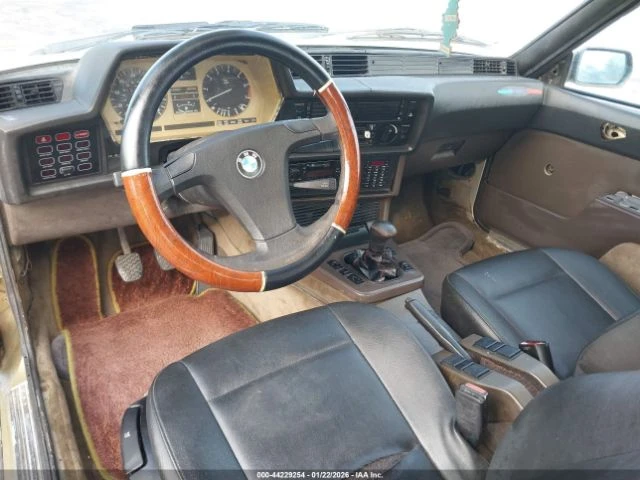 BMW 633 CSI, снимка 14 - Автомобили и джипове - 53339493