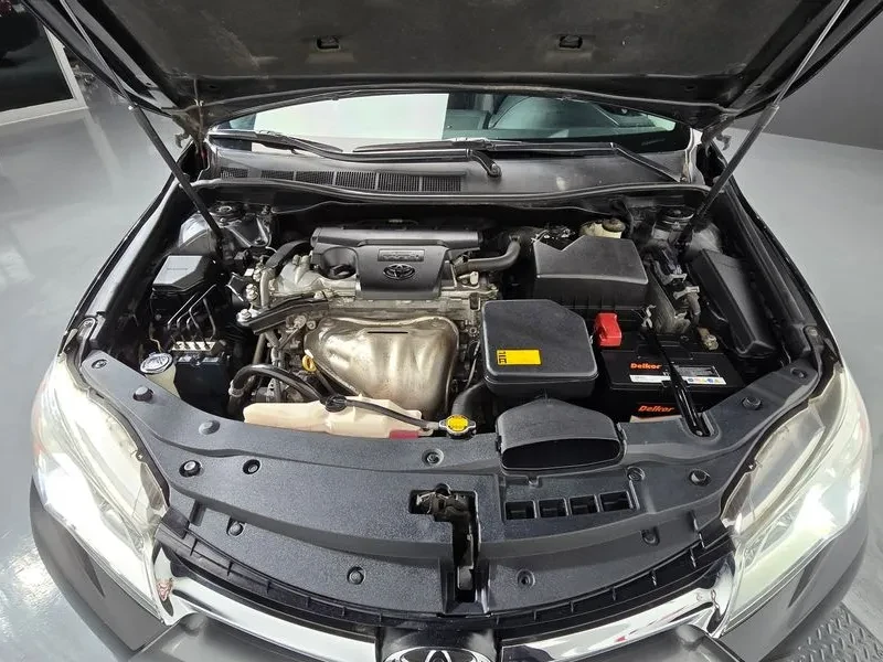 Toyota Camry 2.5 Xle, снимка 6 - Автомобили и джипове - 55833719