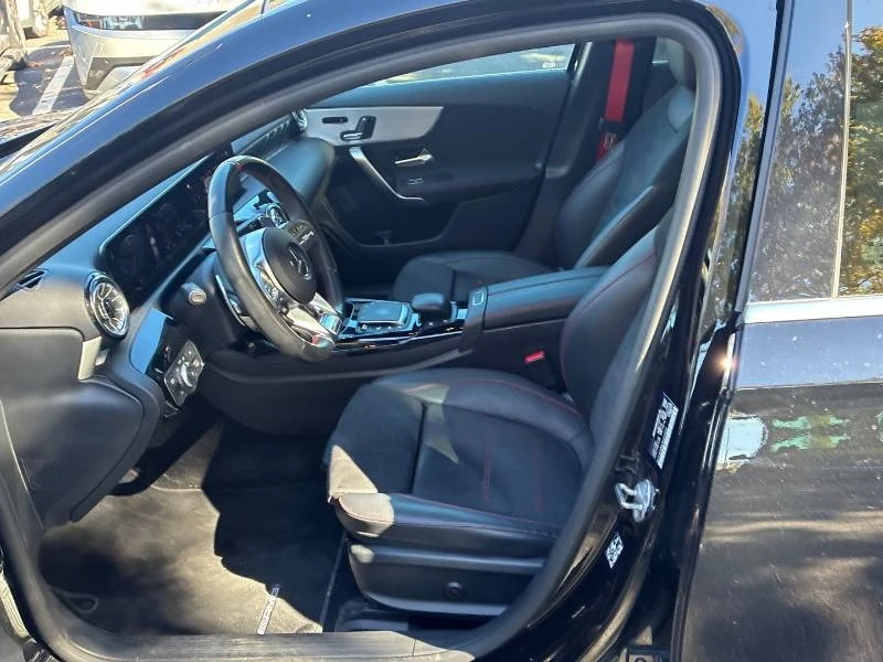 Mercedes-Benz A 35 * 4MATIC * �������� ���� * CARFAX | Mobile.bg � ����������� 12