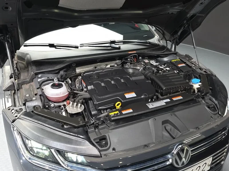 VW Arteon 2.0 Tdi Premium, снимка 6 - Автомобили и джипове - 56652318