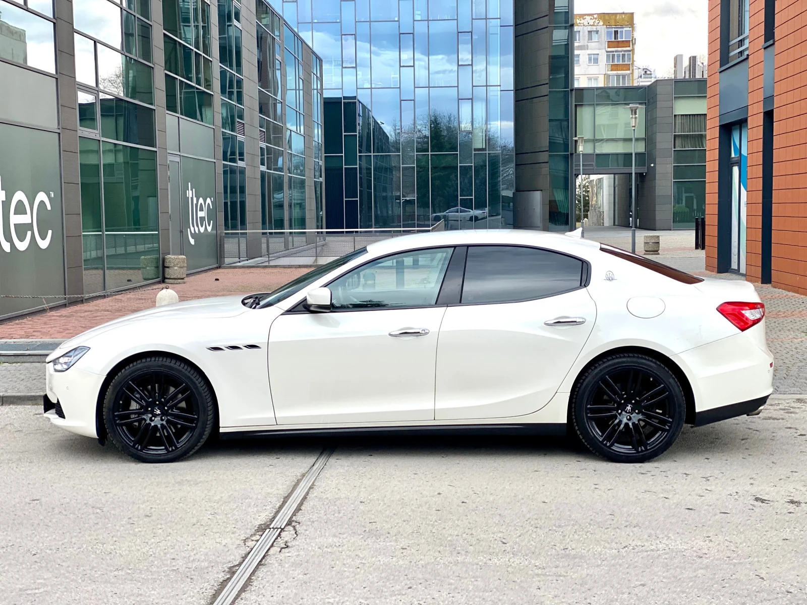 Maserati Ghibli 3, 0 d Top Лизинг  - изображение 5