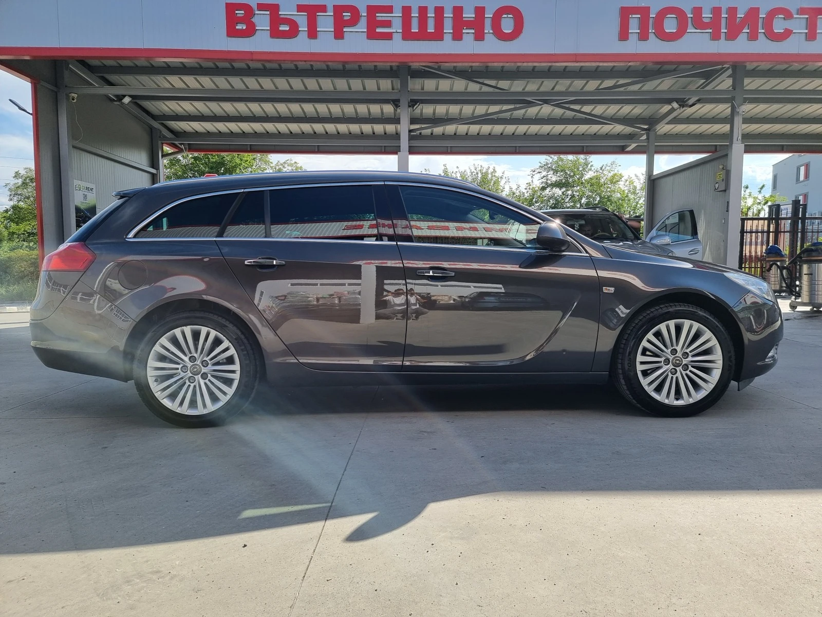 Opel Insignia SPORTS TOURER SW - изображение 7