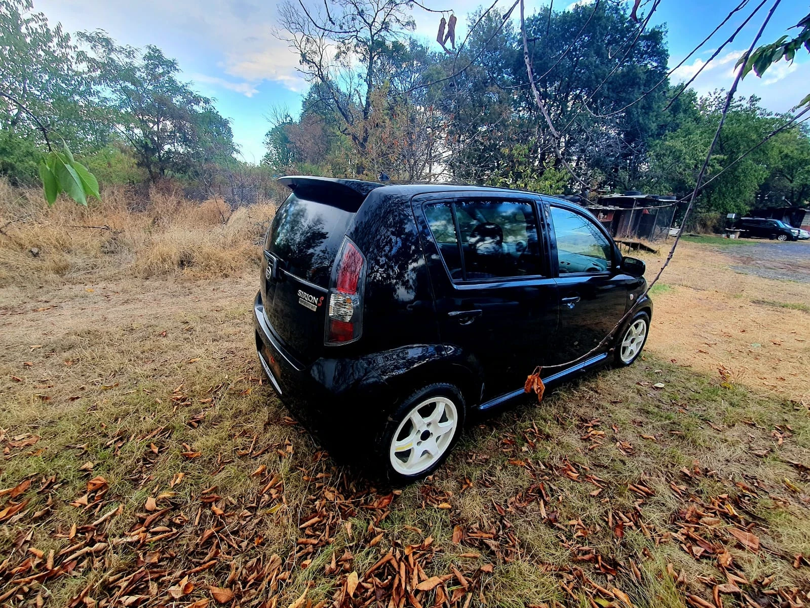 Daihatsu Sirion 1.3  S - изображение 6