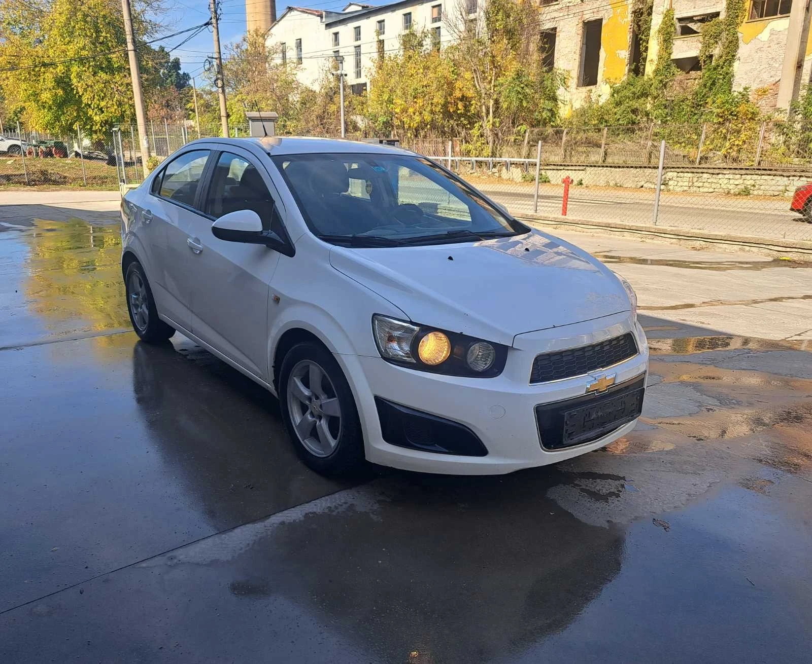 Chevrolet Aveo 1.3TDI KLIMATIK EUR5 - изображение 2