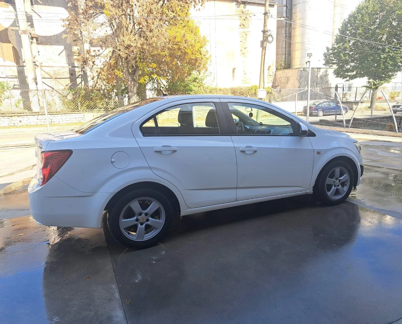 Chevrolet Aveo 1.3TDI KLIMATIK EUR5 - изображение 4