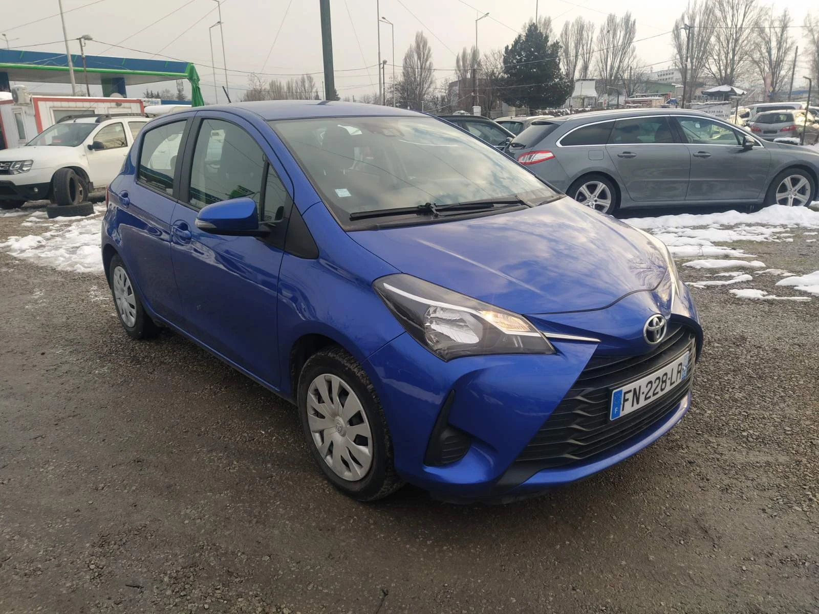 Toyota Yaris 1.5 VVT-I - изображение 7