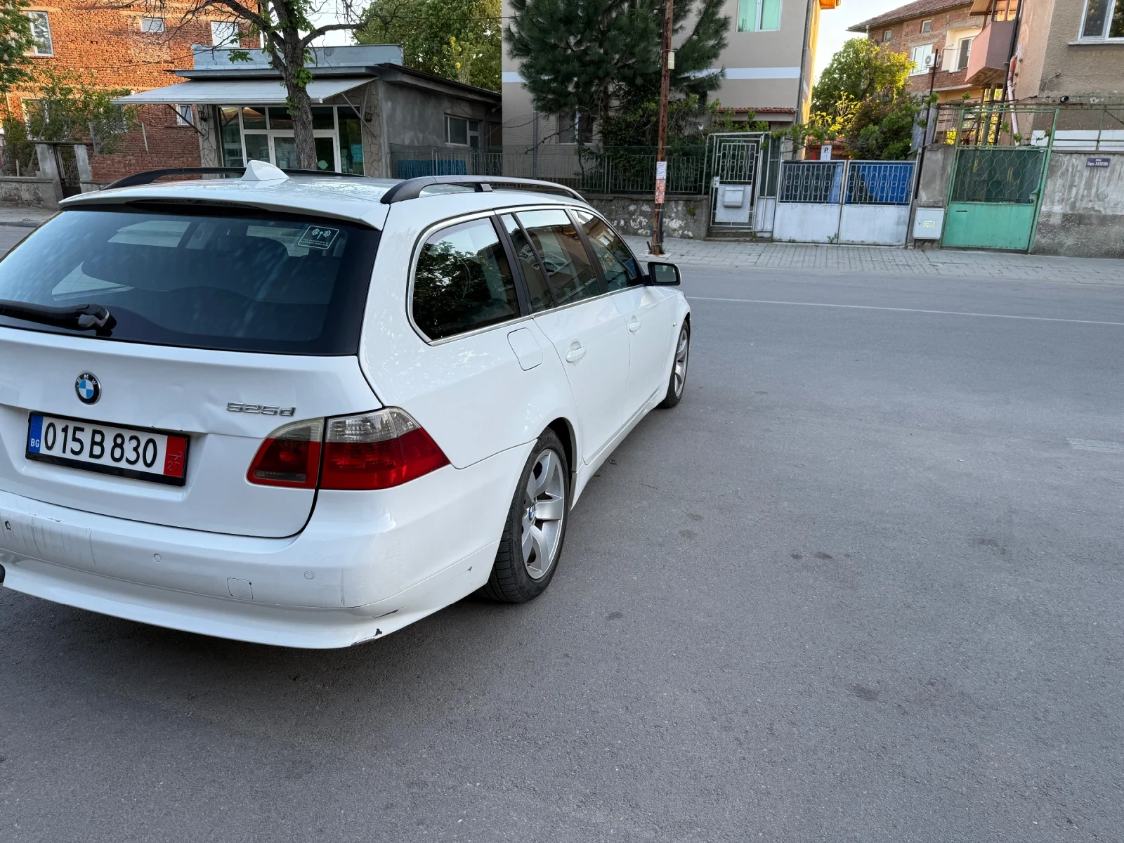 BMW 525 525D-КОЖА ПАНОРАМА НАВИ - изображение 6