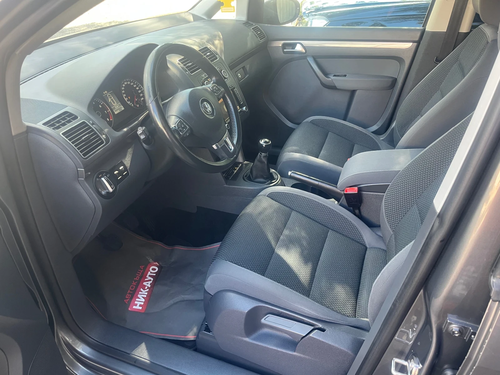 VW Touran 1.4TSI Comfortline* LED* NAVI* 7Meста - изображение 10