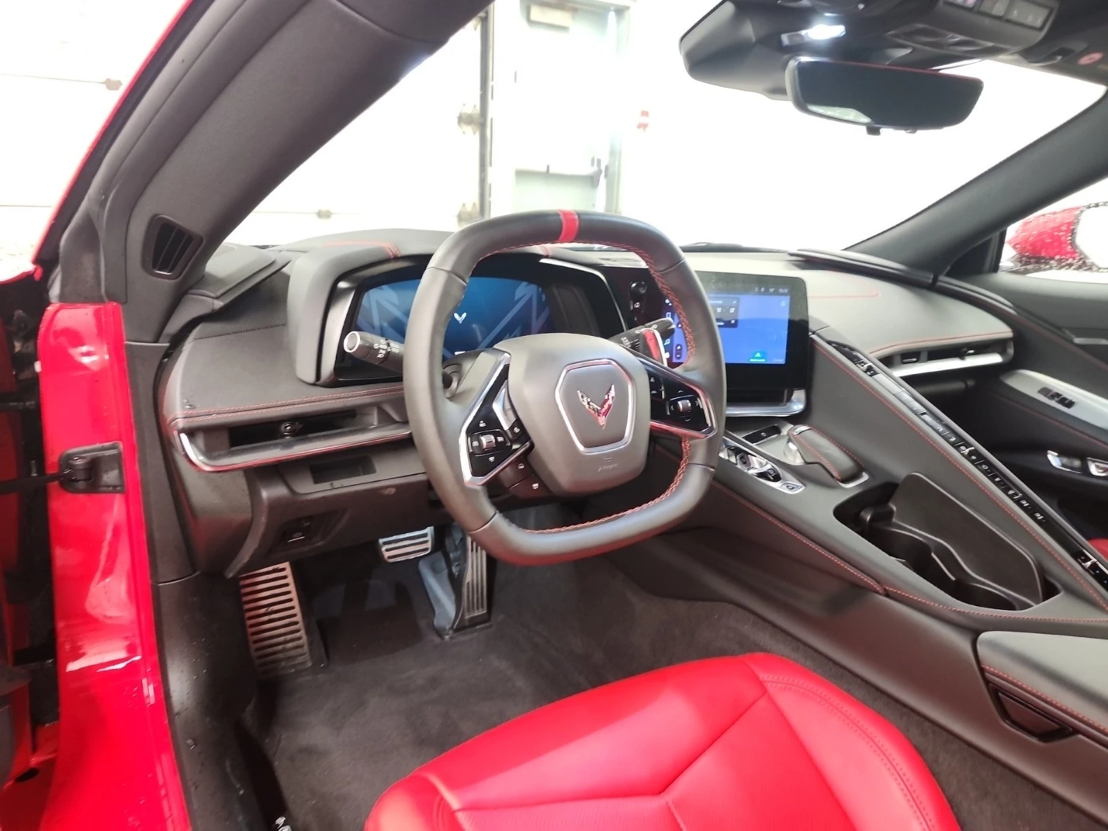 Chevrolet Corvette Stingray 1LT (C8) * * CARFAX * * АВТО КРЕДИТ * *  - изображение 10