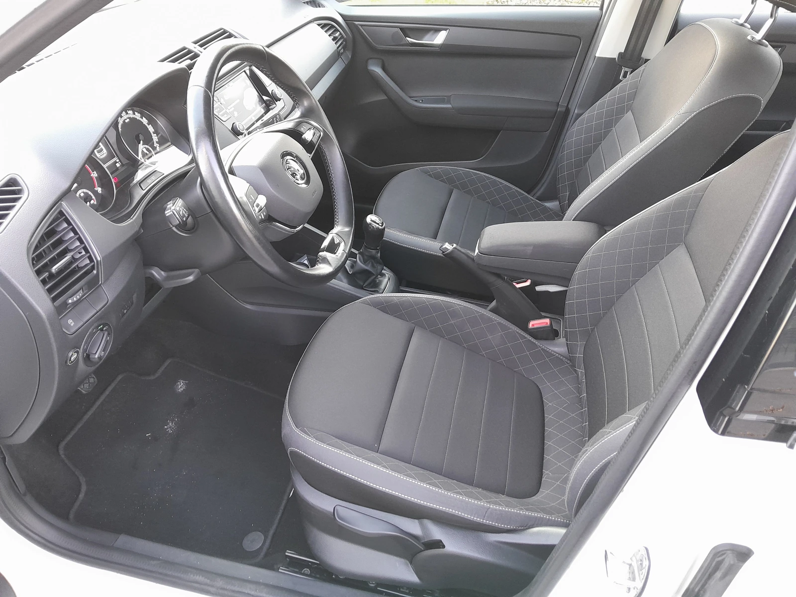 Skoda Fabia 1.0 MPI/ LPG - изображение 6