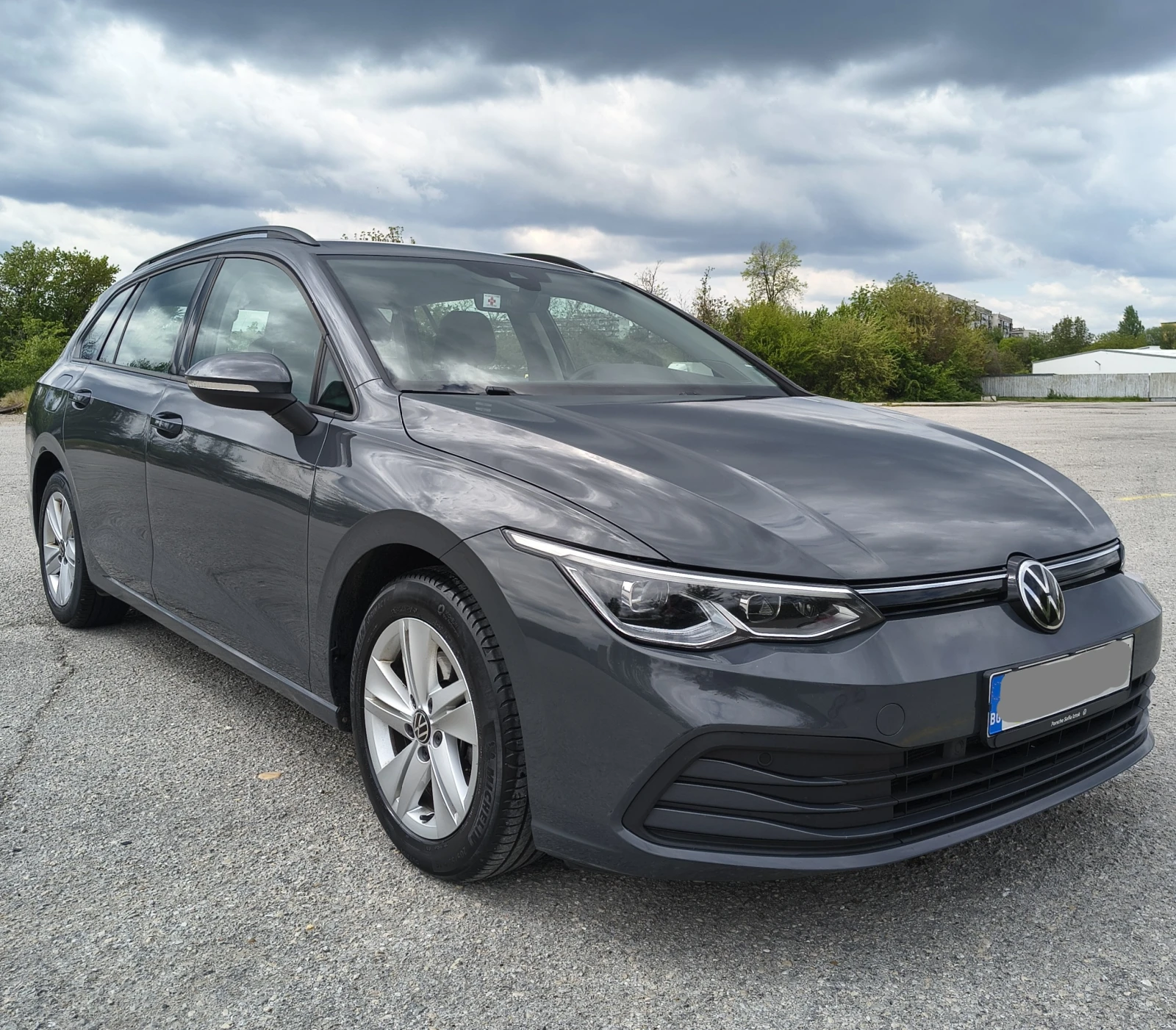 VW Golf 1.5 eTSI / VARIANT / DSG /