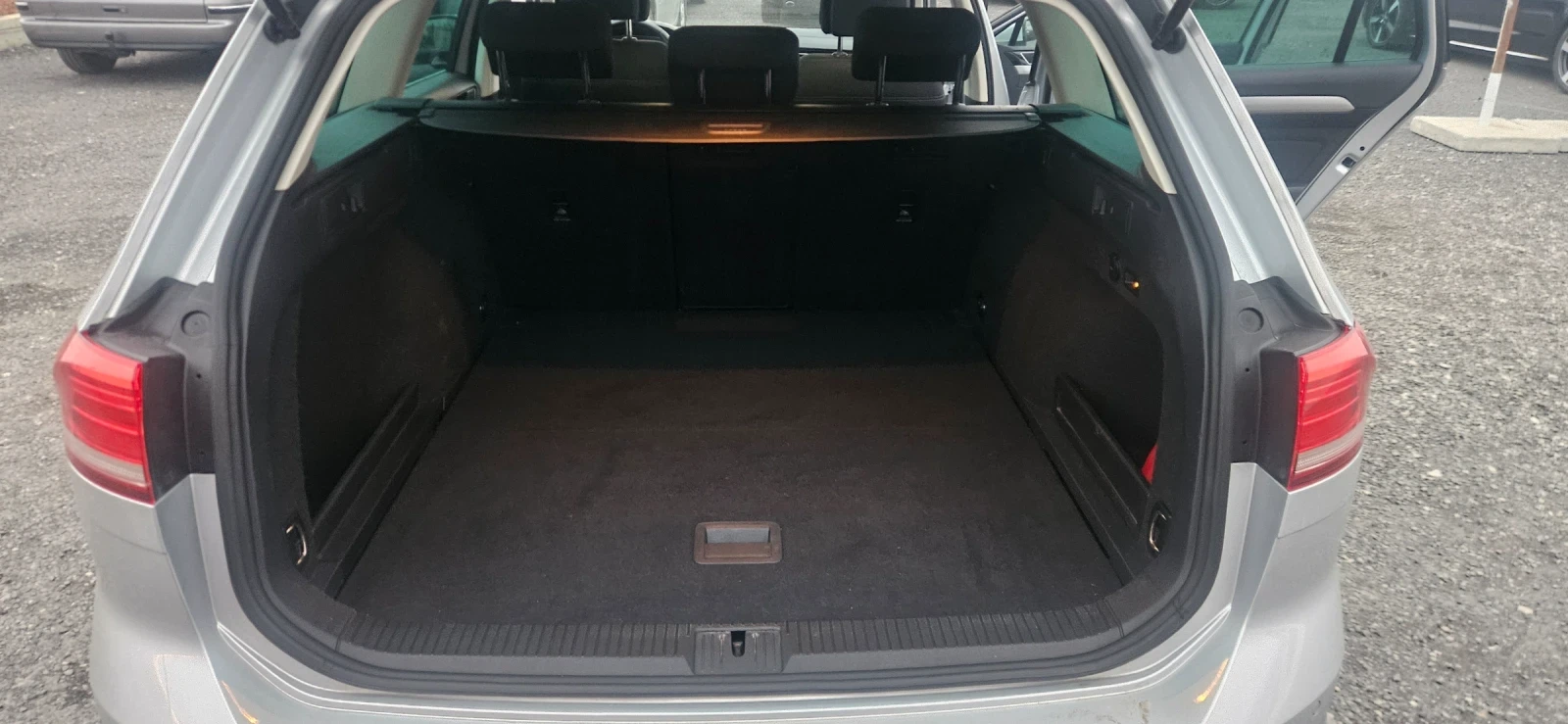 VW Passat 2.0TDI 4 MOTION SWISS 190KS | Mobile.bg � ����������� 15