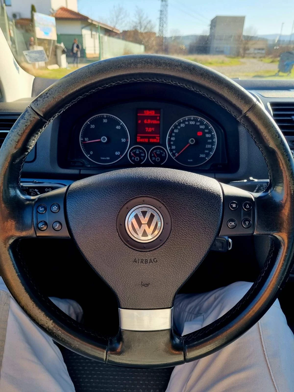 VW Golf  - изображение 8