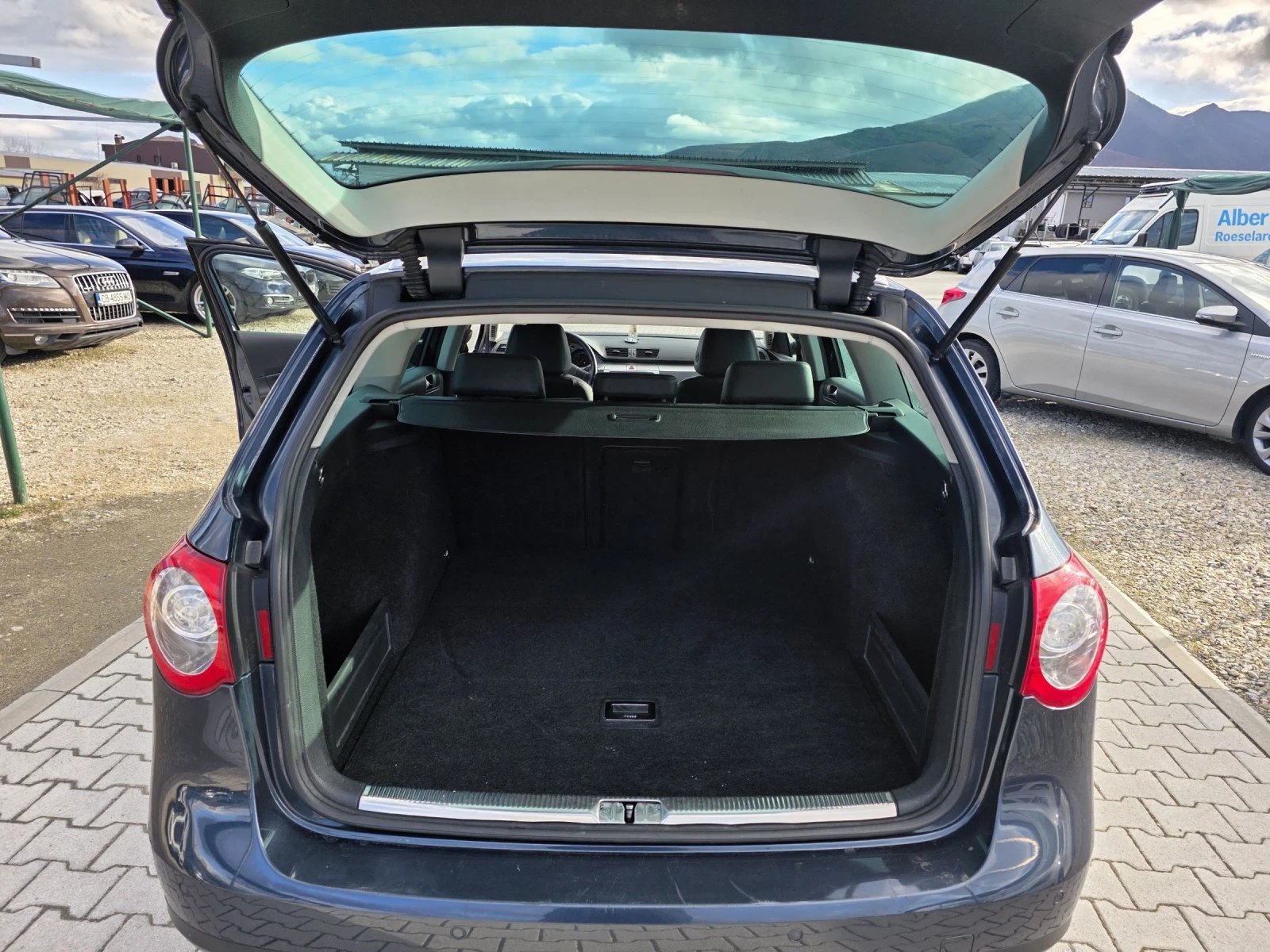 VW Passat 2.0TDi HIGHLINE DSG ������ | Mobile.bg � ����������� 15