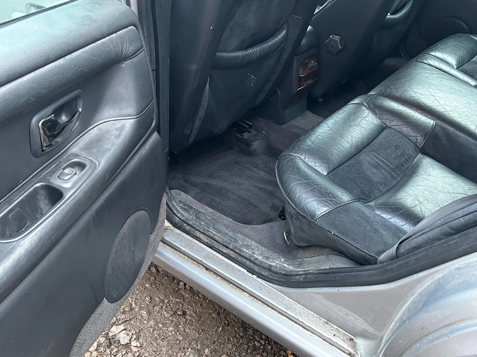 Volvo V70, снимка 11 - Автомобили и джипове - 53753625