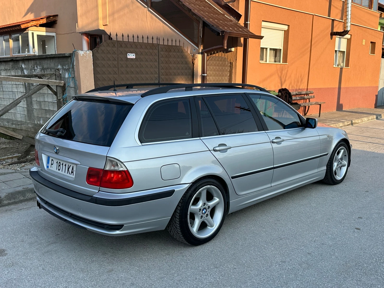 BMW 330 3.0д 204кс. Задно!! - изображение 4