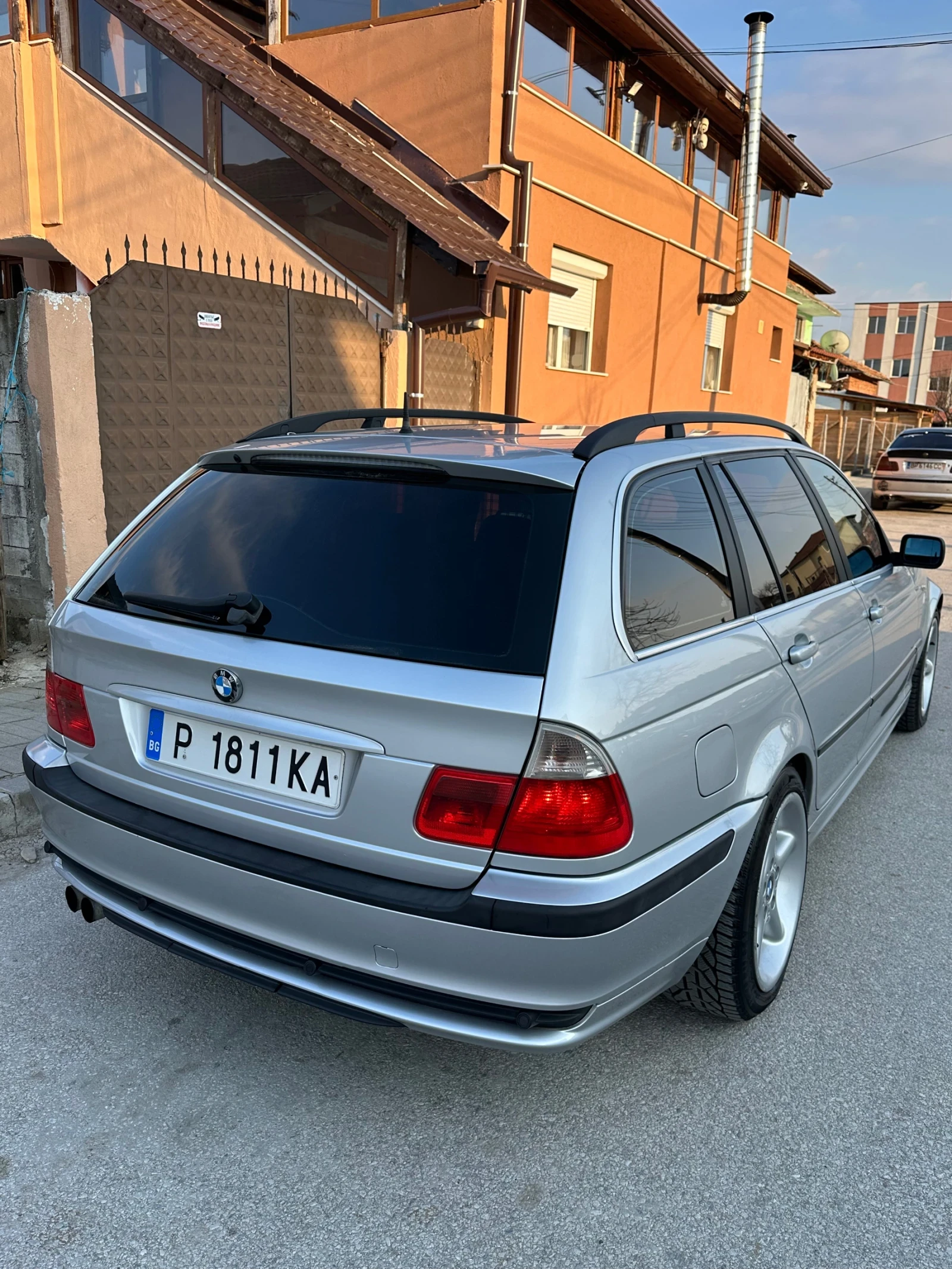 BMW 330 3.0д 204кс. Задно!!, снимка 12 - Автомобили и джипове - 53773838
