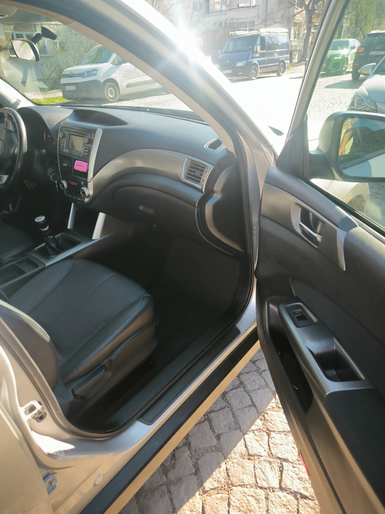 Subaru Forester, снимка 4 - Автомобили и джипове - 53802517