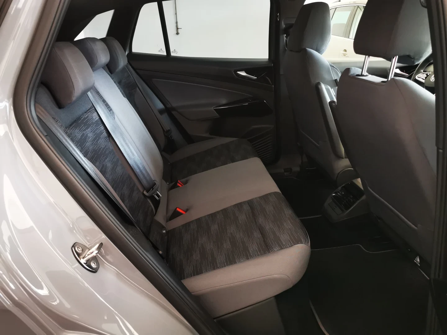 VW ID.4 PureP RWD52 kWh, 125кВт/170к.с./1-ст, снимка 6 - Автомобили и джипове - 54024482