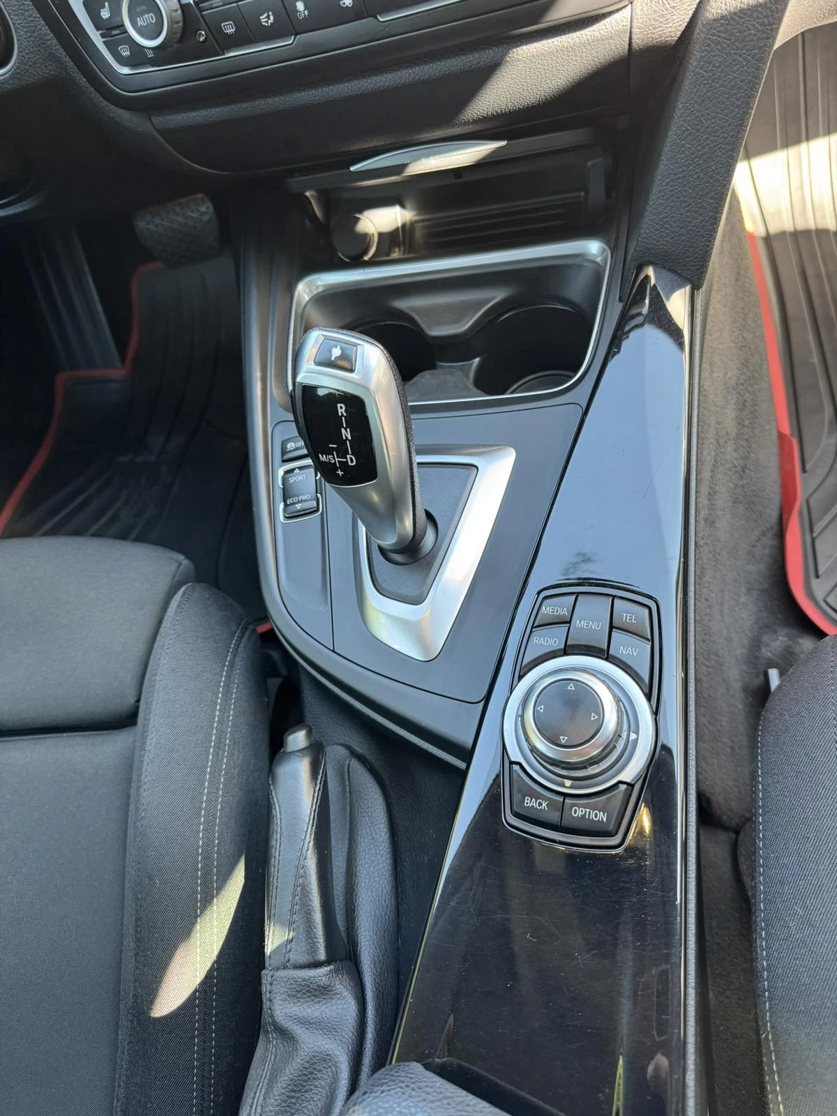 BMW 320 GT, снимка 14 - Автомобили и джипове - 54400043