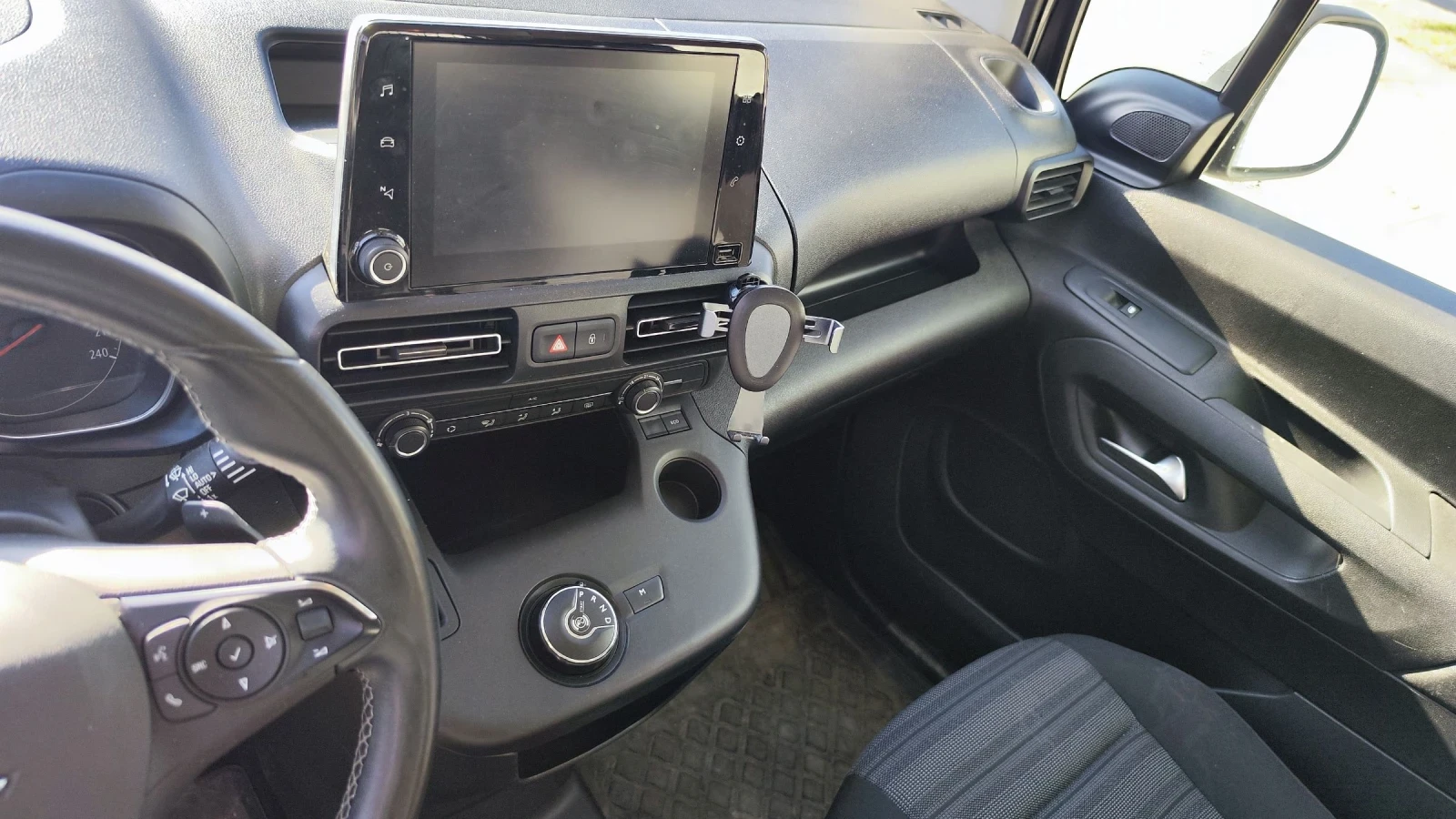 Opel Combo Life, снимка 9 - Автомобили и джипове - 55161442