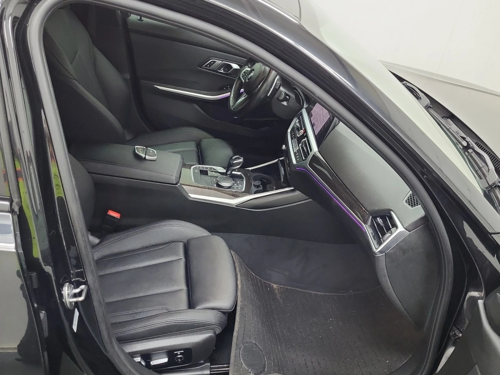 BMW 330 М ПАКЕТ * HEAD UP * 360 КАМЕРА * CARFAX * , снимка 11 - Автомобили и джипове - 55198633