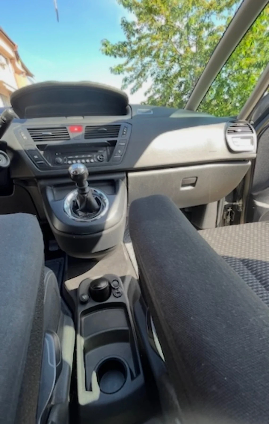 Citroen C4 Picasso, снимка 8 - Автомобили и джипове - 55257135