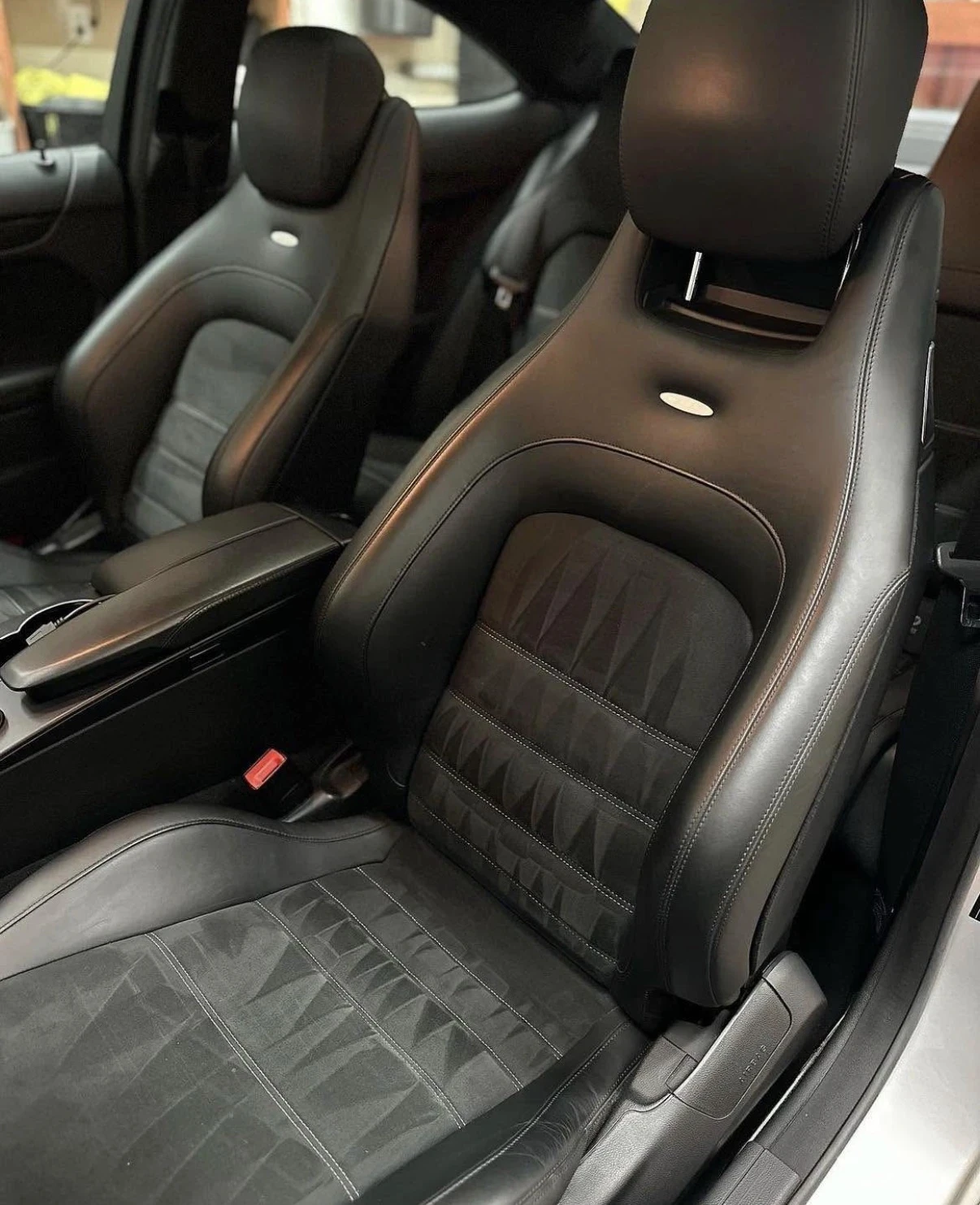 Mercedes-Benz C 63 AMG 507 EDITION * 55K KM * БЕЗ ИНЦИДЕНТИ * CARFAX * , снимка 9 - Автомобили и джипове - 55396122