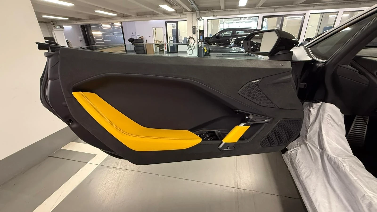 Lamborghini Temerario Carbon lift | Mobile.bg � ����������� 12