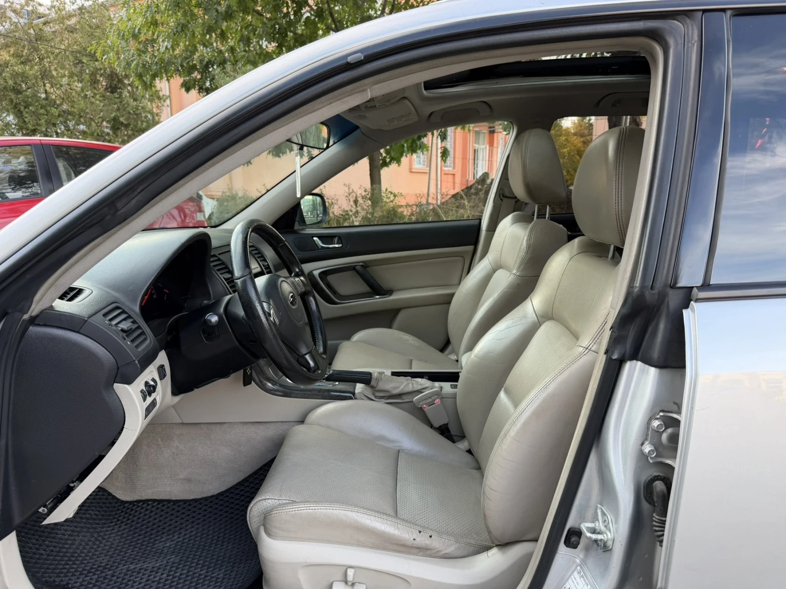 Subaru Legacy 3.0 H6 Бензин/Газ, снимка 11 - Автомобили и джипове - 56326442